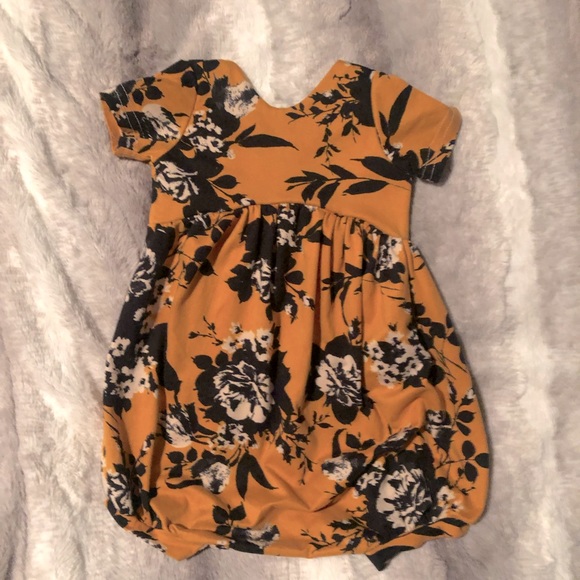 Macy Kate Boutique floral bubble romper - Picture 1 of 4